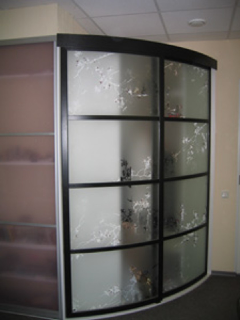 Шкаф купе радиусный с рисунком на стекле Стерлитамак